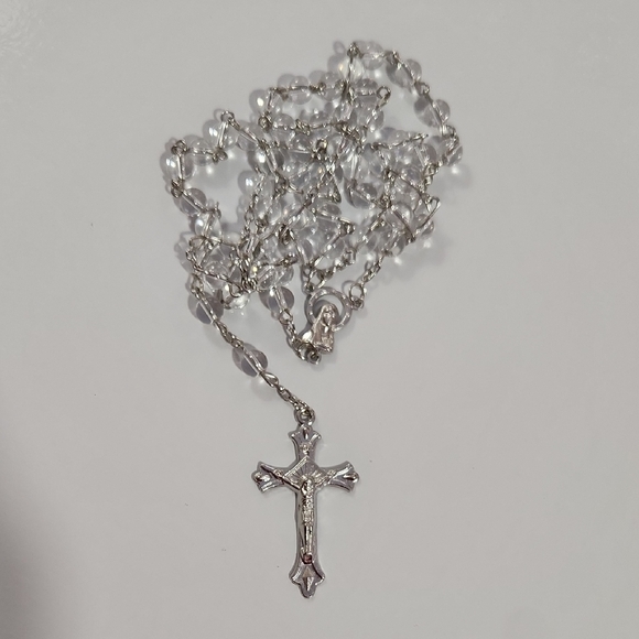 The Unbranded Brand Jewelry - Clear Round Glass 6MM Beads Rosary 20" Length Virgin Mary Crucifix Medal